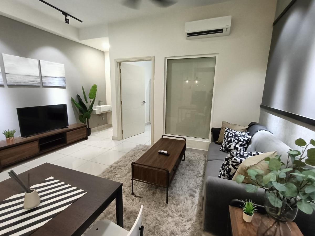 Nj Homestay At Arte Mont Kiara Kuala Lumpur Exterior photo